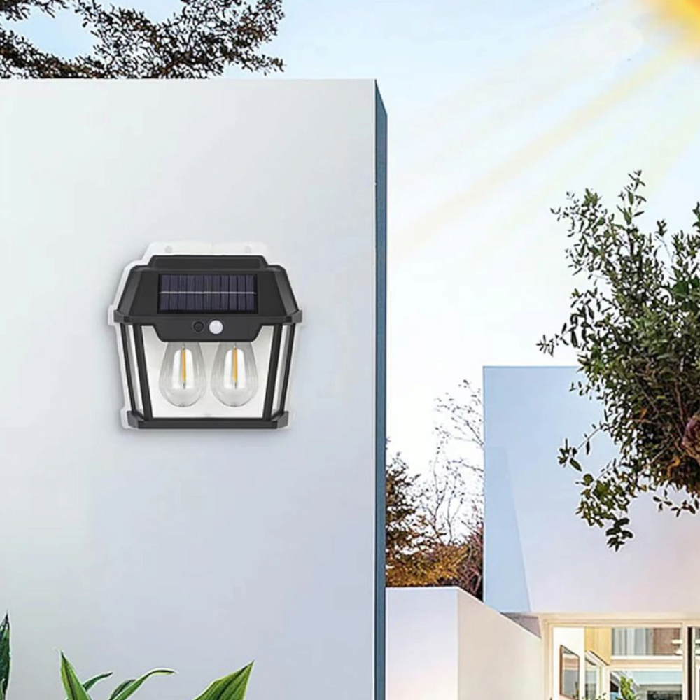 Lampa solara de exterior tip felinar cu 2 becuri LED 2W